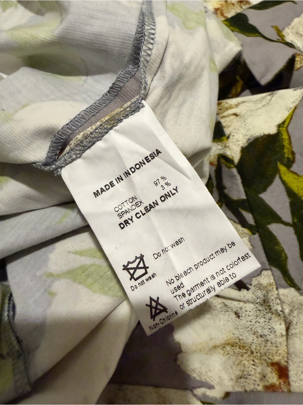 SAMANTHA SUNG Lavender-Gray Floral Midi Sheath Dress, pre-owned - Picture 14 of 14